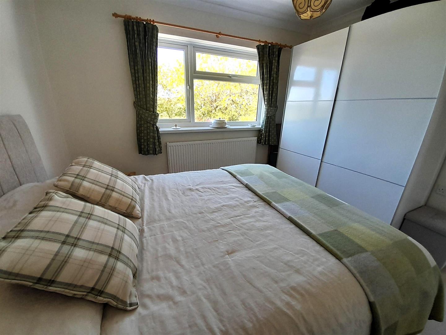 Hilltop, Llanelli, SA14 8DB